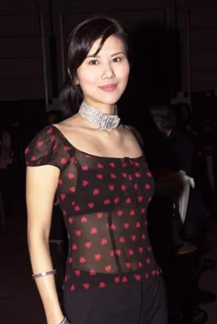 寧缺毋濫!前港姐年近60仍不婚,近況曝光越活越年輕享受單身生活