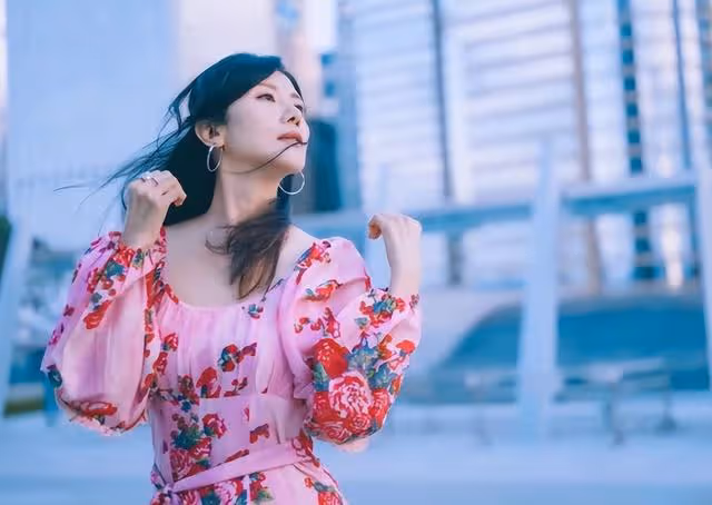 寧缺毋濫!前港姐年近60仍不婚,近況曝光越活越年輕享受單身生活