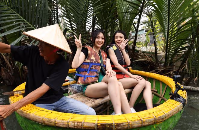 港姐本月總決賽!18歲佳麗擁超越年齡好身材!是唯一應屆DSE考生