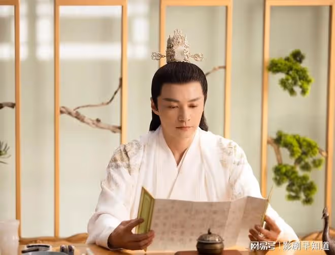 《長相思》雖然瑲玹三妻四妾,但於公於私,阿念嫁給他都是最優解