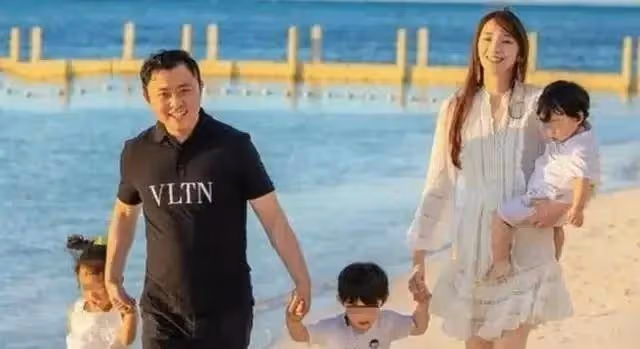 吳佩慈為何生4胎不領證?劉歡妻子大不一樣,2個女人不同的結局