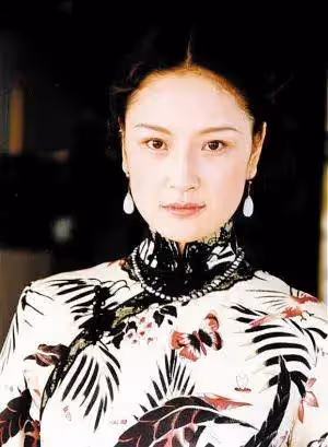 孫寧:告別球星初戀,和大9歲王學兵離婚,如今43歲感情成迷