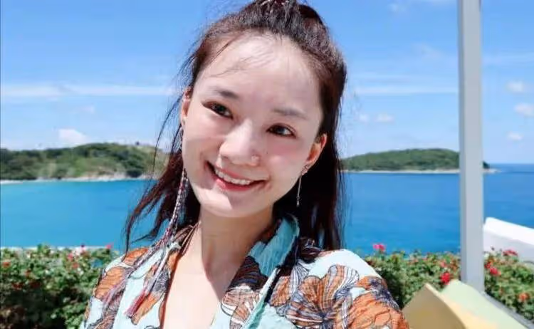 《活佛濟公》白雪:從當紅女主到自媒體博主,36歲馨子如今怎樣?