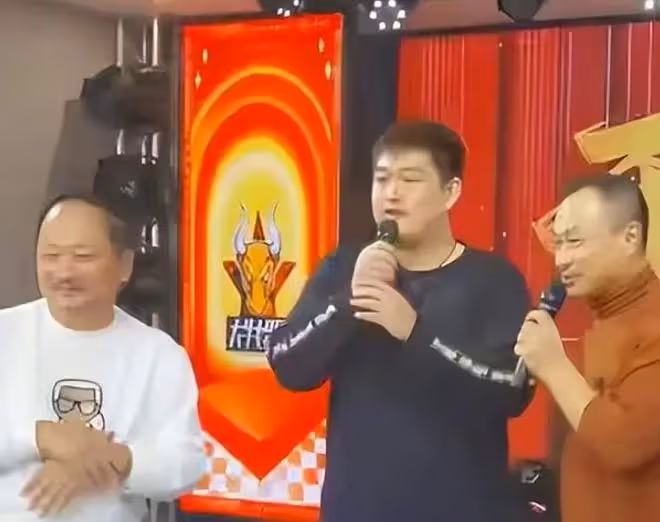 球球曝趙本山定家規，聚餐遲到一分鐘罰款一萬，規定嚴苛惹爭議