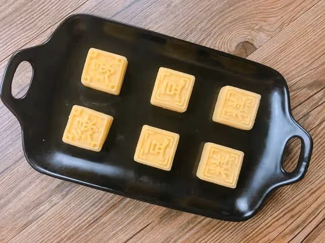 超好吃的綠豆糕，只要3種簡單食材，香甜細膩入口即化，夏日必備