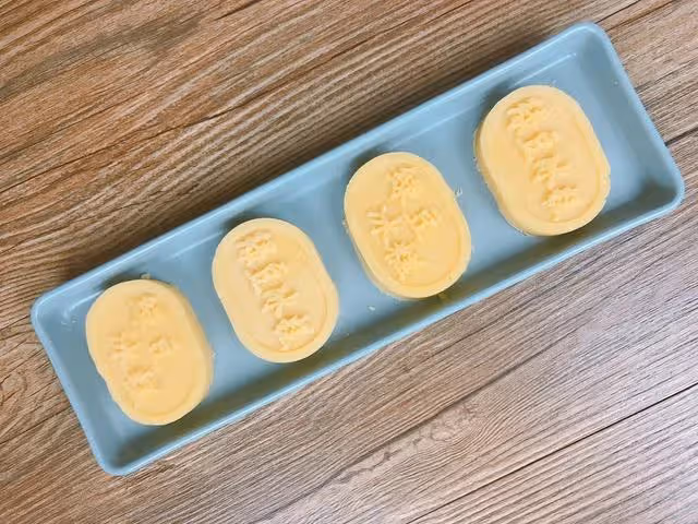 超好吃的綠豆糕，只要3種簡單食材，香甜細膩入口即化，夏日必備