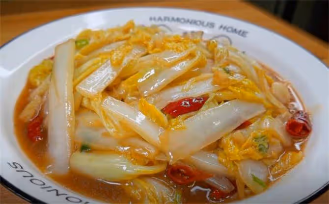 娃娃菜每次這樣炒，米飯總是擔心不夠吃，口感清脆爽口，酸辣下飯