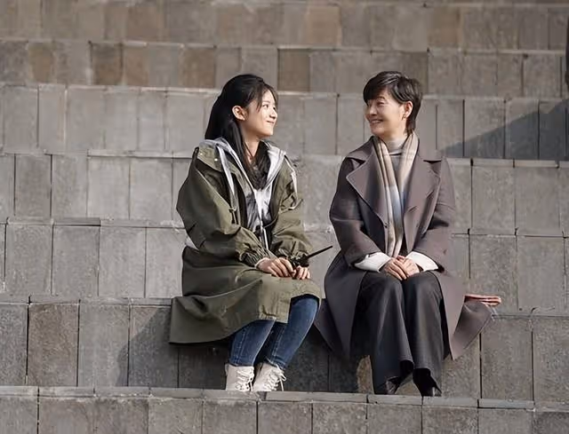 女兒旅行4天,63歲母親發731條微信被拉黑:管好你自己,離我遠點