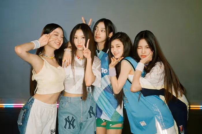 她們在出道一年內書寫新歷史,榮登美國Billboard 200第一名
