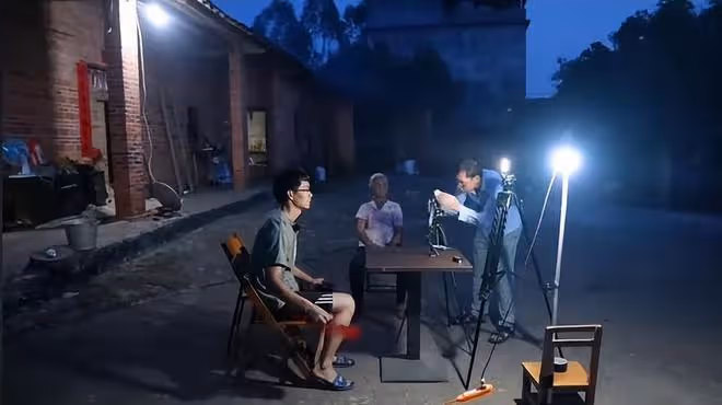 唐尚珺錄取最新進展:陪母親在家務農插秧,不再糾結上大學的事