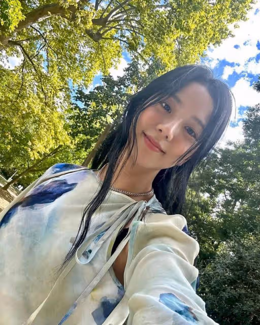 Jisoo承認與安普賢熱戀!D社拍到兩人在家約會,成為BP首位認愛成員