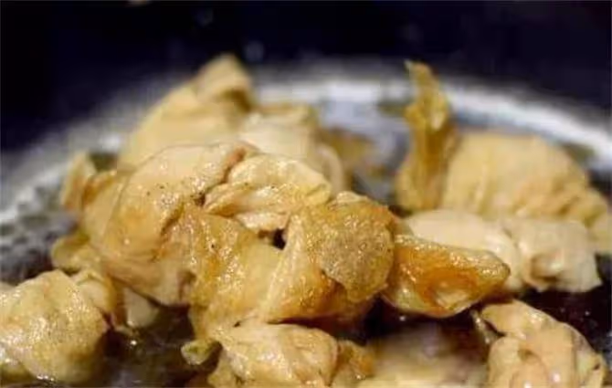 家常油豆皮超好吃的做法,鮮美軟嫩入味,開胃又下飯,次次都光碟