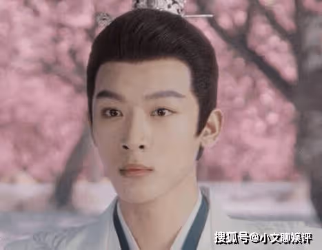《長相思》相柳讓小夭發誓做一件事是什麼？《長相思》瑲玹什麼時候愛上小夭的