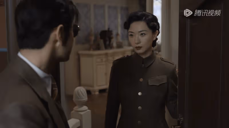 黃曉明定檔前萬眾期待的《潛行者》，為何一手好牌，打得稀碎？
