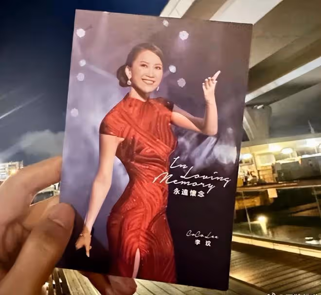 李玟二姐設宴答謝歌迷:每人送禮金紅包,李玟媽媽感謝大家