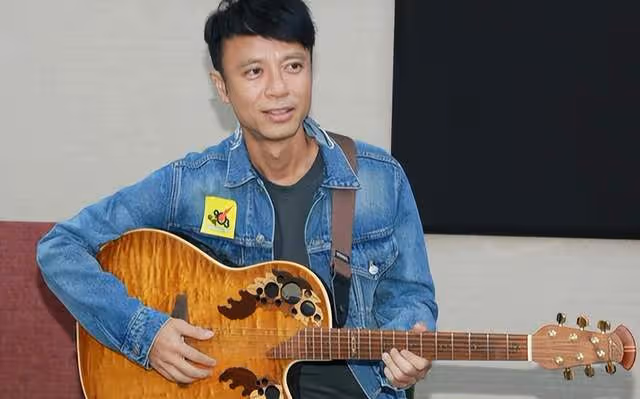 李克勤調侃汪峰:什麼時候出新專輯發新歌?汪峰的回覆笑翻全場