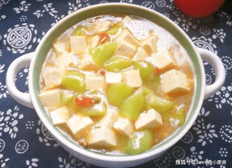 「夏天多吃瓜,中藥不用抓」,推薦5道瓜類家常菜,解暑又好吃