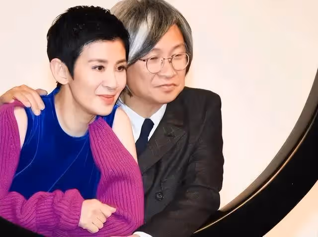 香港知名諧星慶祝生日!58歲仍未與老公領證,與古天樂關係好