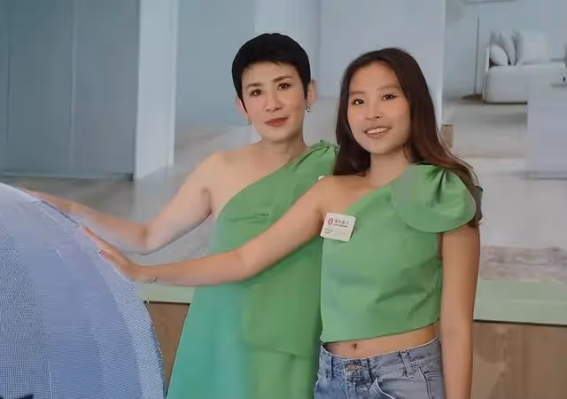 香港知名諧星慶祝生日!58歲仍未與老公領證,與古天樂關係好