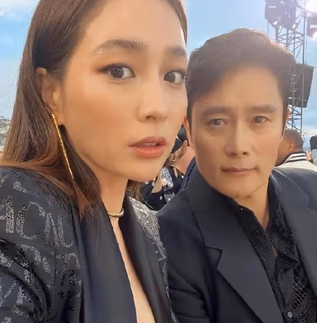 李秉憲李珉廷時隔8年第二次懷孕，希望生個女兒和孫藝珍成為姻親