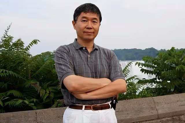 女兒畢業嫁去非洲失聯,打聽到她的現狀後,我只能祝她有好運