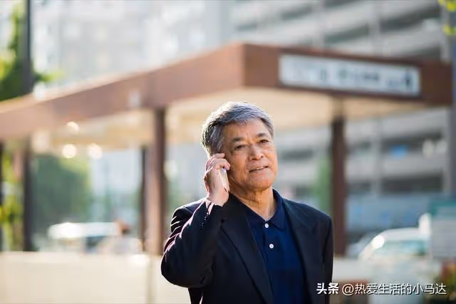 親家退休金過萬我才4000,女婿買房要我出20萬,我拒絕後卻斷親了
