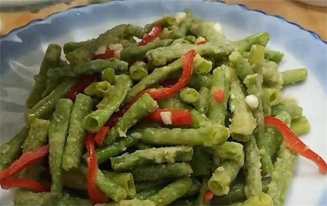 萬萬沒想到,把豆角上鍋蒸一蒸,竟然這麼好吃,每次上桌都光碟