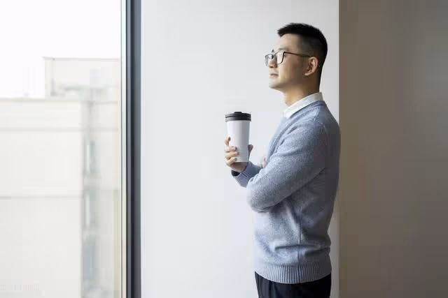 AA生活二十年,老婆病重,遺囑中將財產給父母,老公直言:不同意