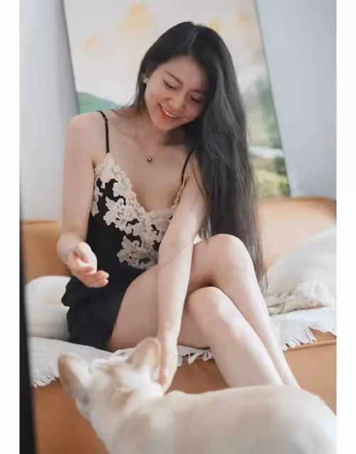 這些美人身材時尚曲線緊緻 膚白腿長聲音嗲 綻放魅力撩人