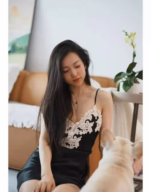這些美人身材時尚曲線緊緻 膚白腿長聲音嗲 綻放魅力撩人