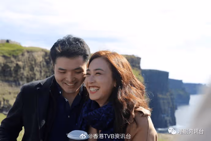 同醫院同房出生是青梅竹馬!TVB人氣花旦曬老公合照賀結婚4周年