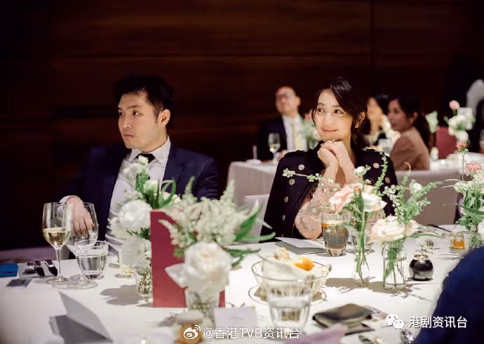 同醫院同房出生是青梅竹馬!TVB人氣花旦曬老公合照賀結婚4周年