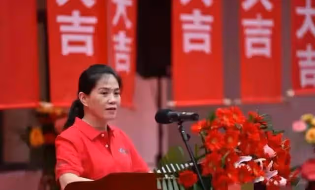 反腐捷報!8月4日下午,近期有14位「母老虎」被查處,反腐不分男女!