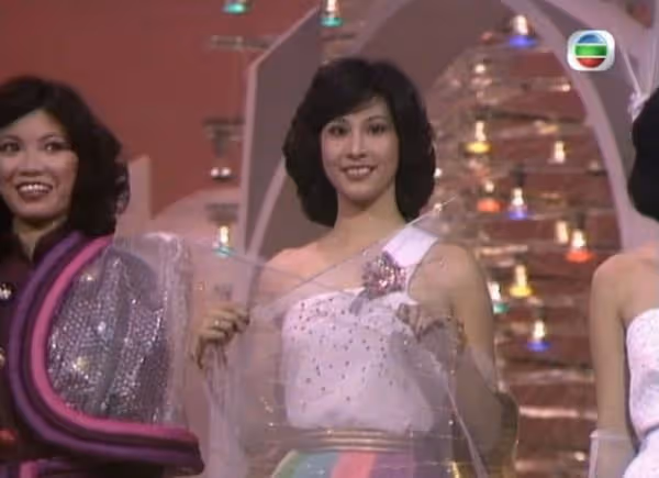 再演闊太超好笑!TVB女星入行40年,熒幕初吻獻任達華
