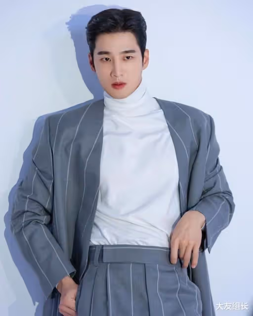 起底 BLACKPINK Jisoo 男友「安普賢」10 件事:拳擊手出身、自曝暗戀過宋慧喬!