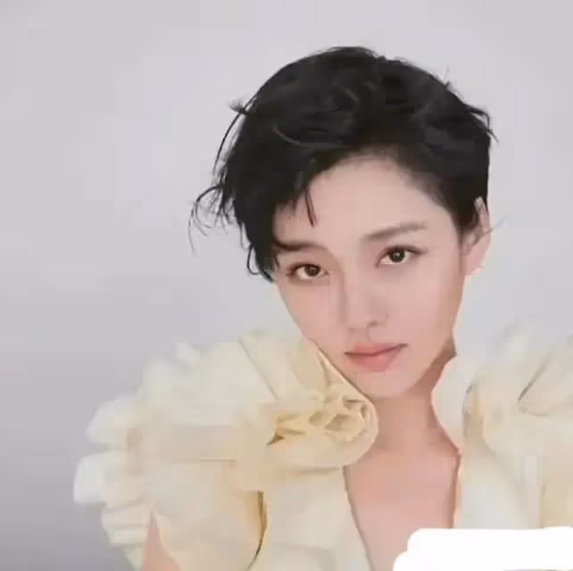 具俊曄首次公布與大S重逢畫面:大S穿睡衣素顏站在家門口落淚