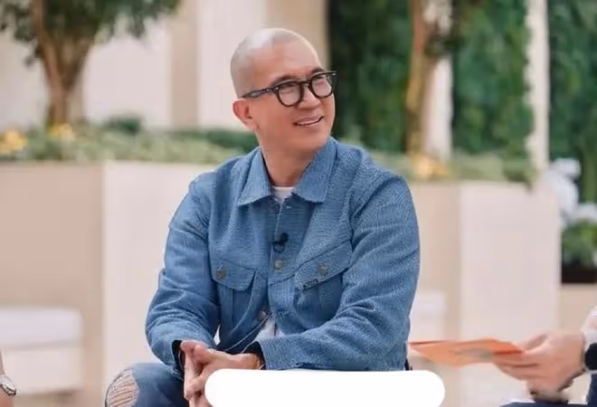 具俊曄首次公布與大S重逢畫面:大S穿睡衣素顏站在家門口落淚