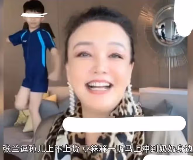 具俊曄首次公布與大S重逢畫面:大S穿睡衣素顏站在家門口落淚