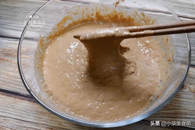 麵粉別只蒸饅頭了,用3個碗一扣,暄軟香甜,出鍋瞬間被掃光