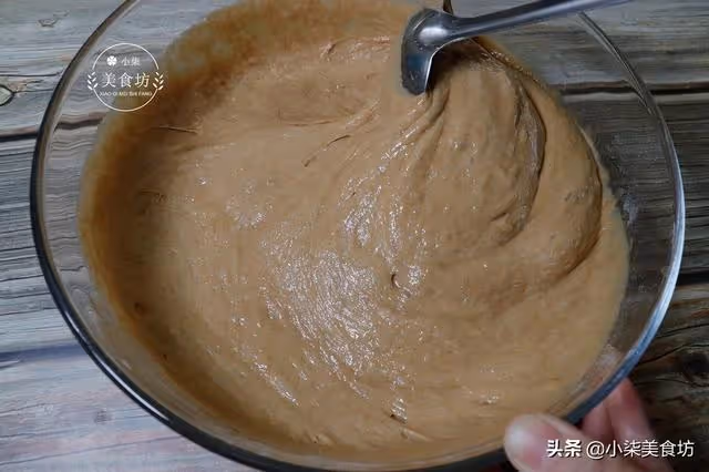 麵粉別只蒸饅頭了,用3個碗一扣,暄軟香甜,出鍋瞬間被掃光