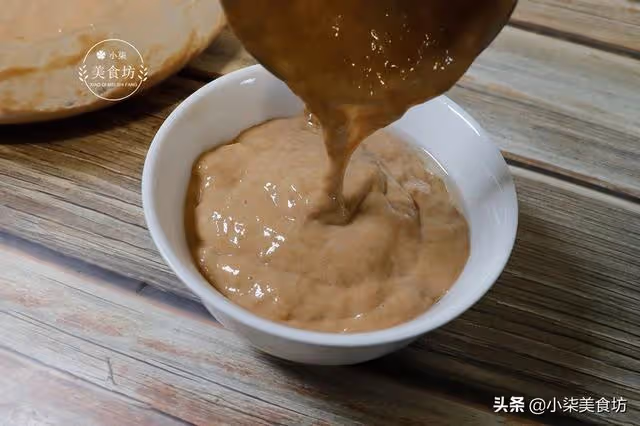 麵粉別只蒸饅頭了,用3個碗一扣,暄軟香甜,出鍋瞬間被掃光