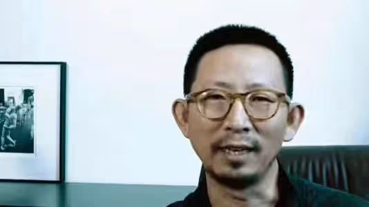 樂評人丁太升多個帳號被封，曾炮轟多位頂級歌手，用詞犀利難接受