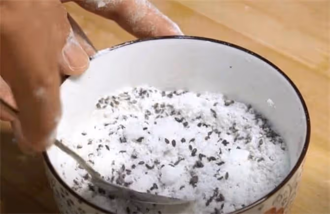 1碗麵粉3勺白糖,不發麵,不醒面,勁道香甜,看一遍就會做