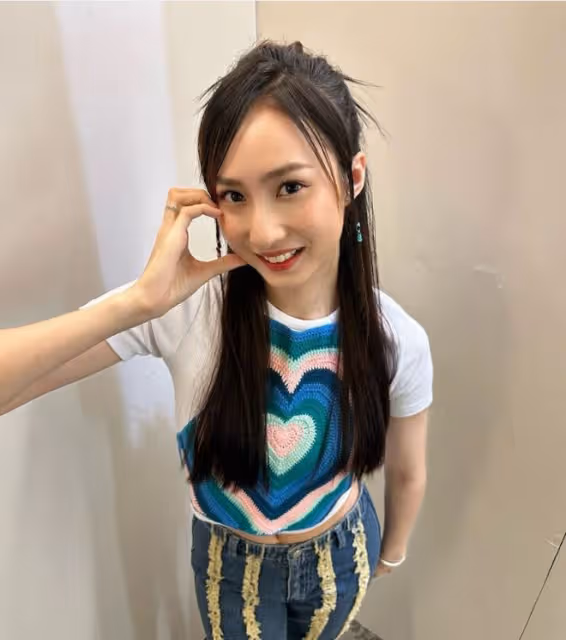 被稱翻版鍾嘉欣!TVB小花罕見曬與菲律賓籍媽咪合照!