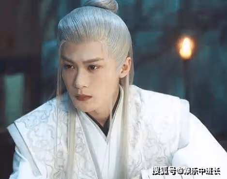 《長相思》相柳和小夭有肌膚之親嗎？《長相思》相柳為什麼要殺豐隆？