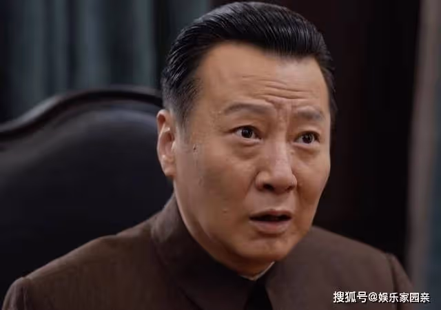 《潛行者》邏輯牽強令人費解,海潮不發電報就承認自己是地下黨?