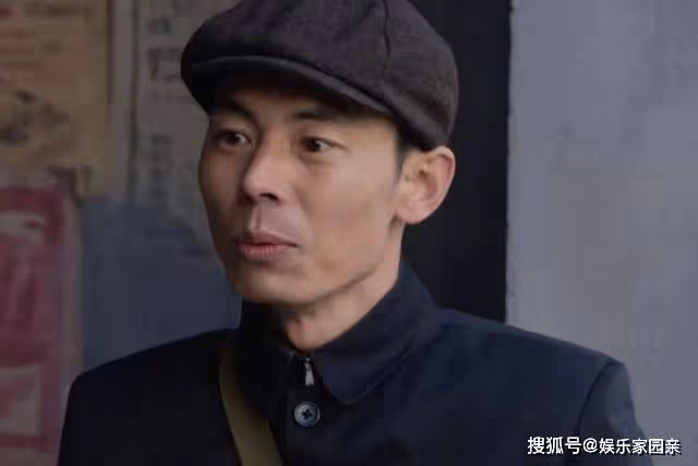 《潛行者》邏輯牽強令人費解,海潮不發電報就承認自己是地下黨?