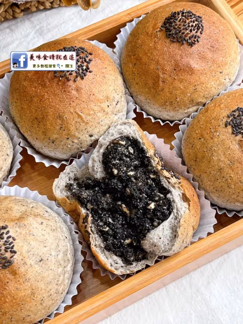巨好吃【黑芝麻花生奶酥麵包】