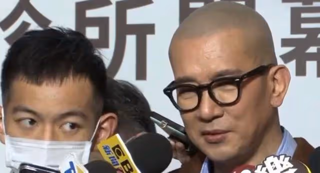 具俊曄回擊與大S婚變傳聞,曝入住妻子豪宅的畫面,久別勝新婚