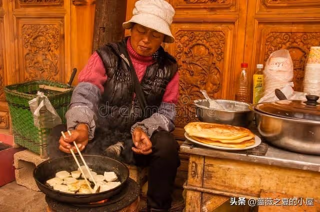 好友兒子患癌問我借80萬!她拿到錢後失聯「我打工還債」5年後「我接到一通電話」崩潰痛哭!